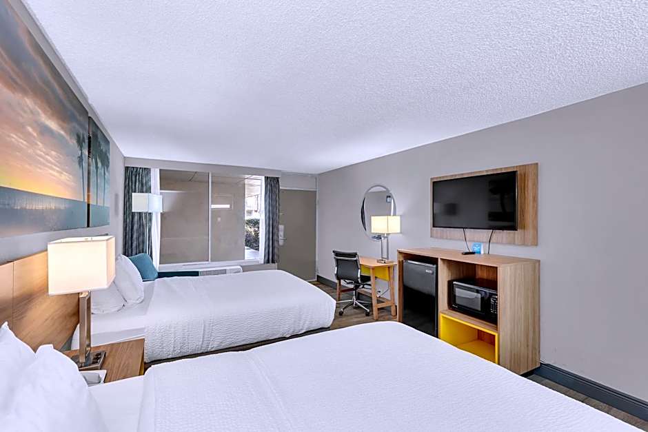 Days Inn by Wyndham Titusville Kennedy Space Center