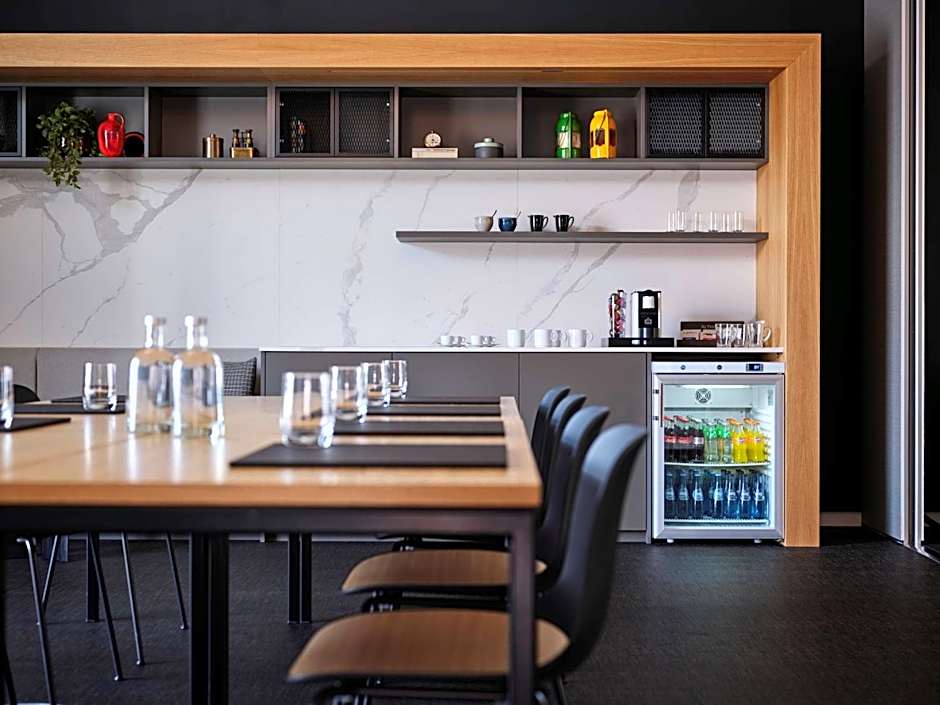 Adina Apartment Hotel Cologne