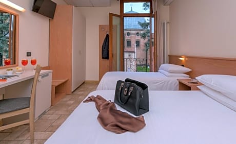 Standard Single Room with view