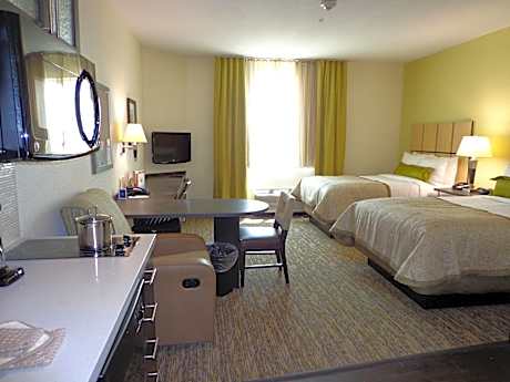 Studio Two Beds