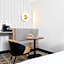 Mercure Paris Bercy Bibliotheque