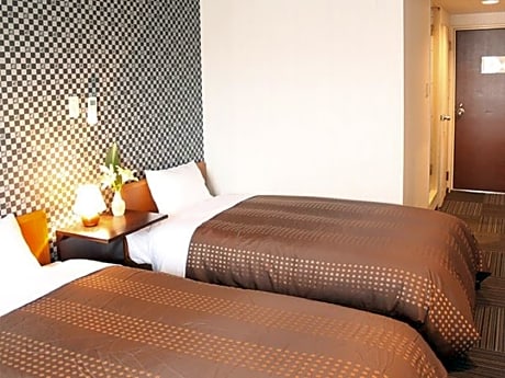 Twin Room - Non-Smoking