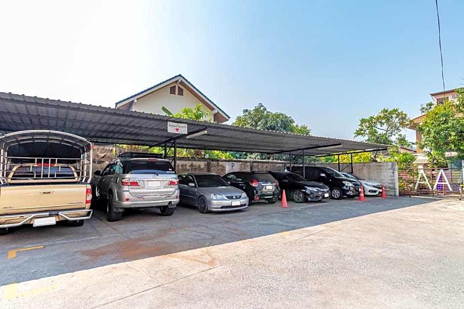 Grannylla Residence Charoenkrung