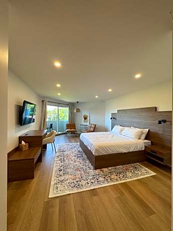 Hotel 19
