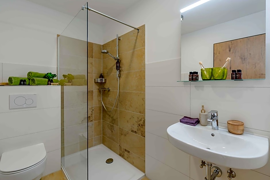 Chalet An der Brunnader-Ihr perfekter Rückzugsort in der Bayerischen Toskana-Überwiegend mit Klima-3Geh-Min zur Therme