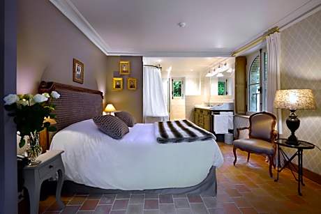 Double Room - Maison d'Artagnan