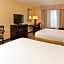 Holiday Inn Express Woodland By IHG