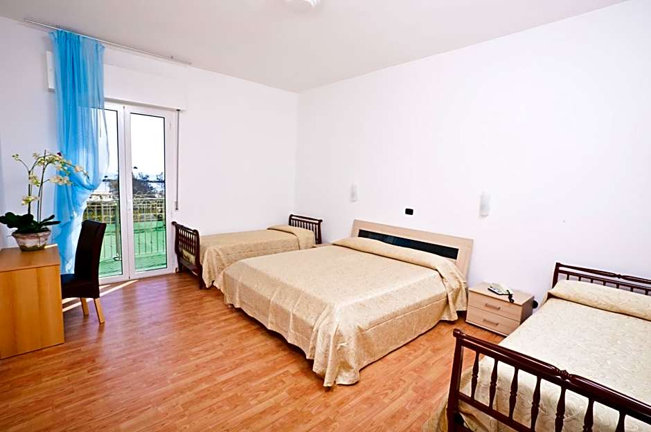 Hotel Holiday Park