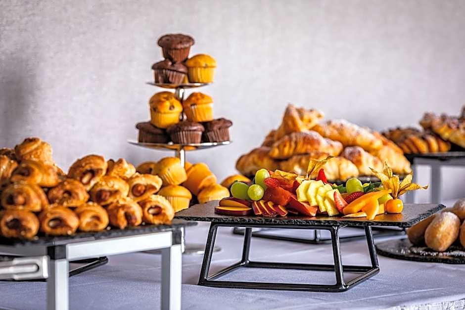Hotel President Budapest, affiliated by Melia