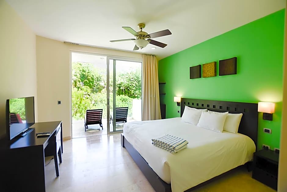 Mamitas Village by Casago