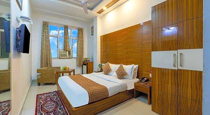 Chanchal Continental Hotel