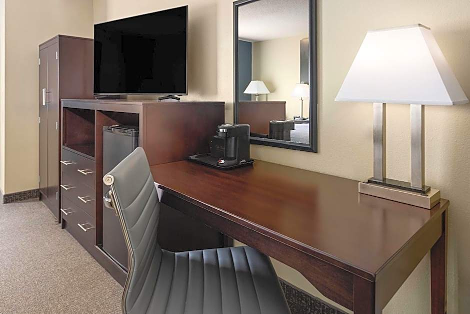 Days Inn by Wyndham Penn State