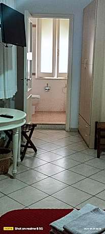 Double or Twin Room with Sea View
