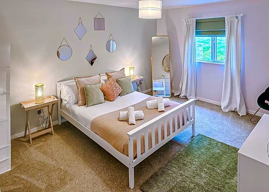 Pant Wilkin Lodges And Equestrian Centre