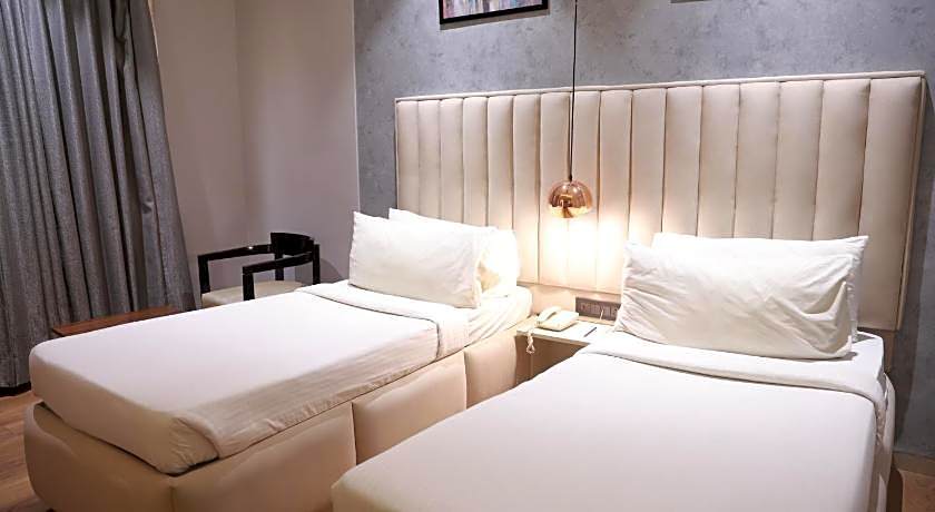 Sapna Clarks Inn, Lucknow