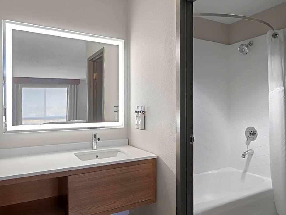 Holiday Inn Portsmouth Downtown By IHG