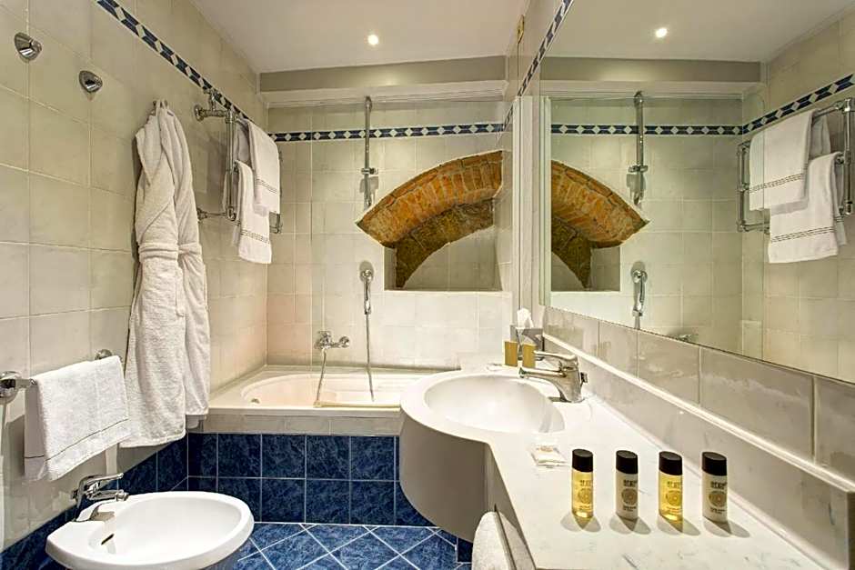 Grand Hotel Cavour