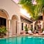 Casa Lecanda Boutique Hotel