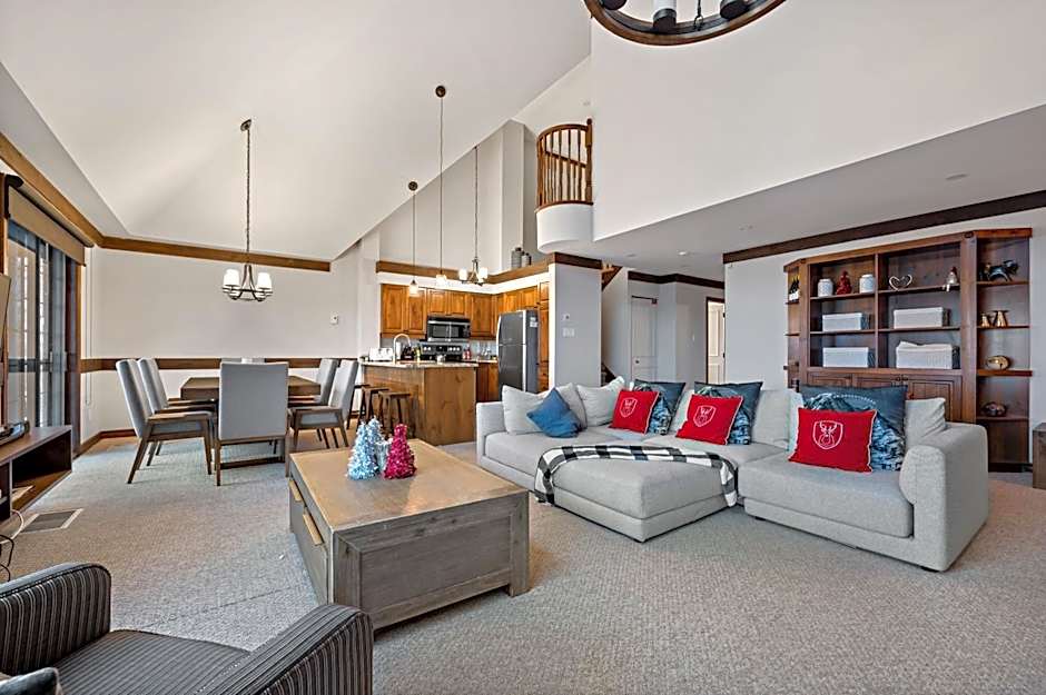 Algonquin by Rendez-Vous Mont-Tremblant