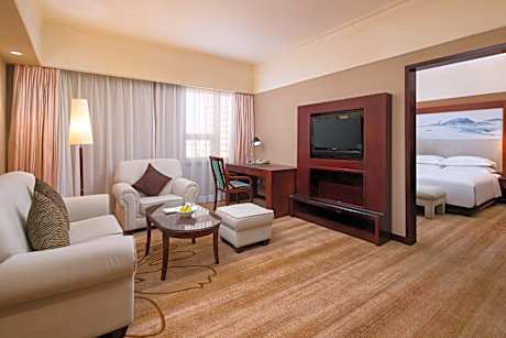 Deluxe Suite with Twin Bed
