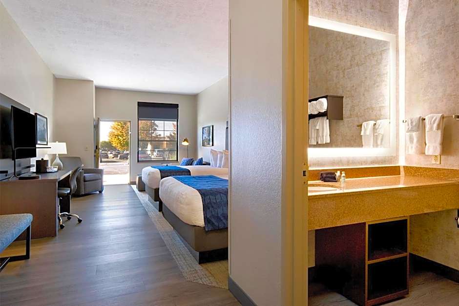 Clubhouse Hotel and Suites - Sioux Falls