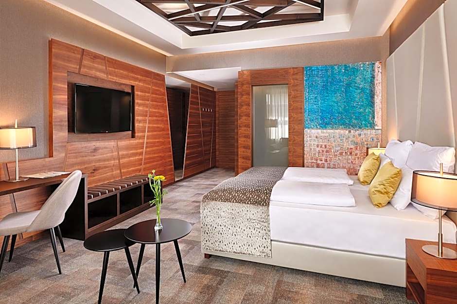 Artis Boutique Hotel