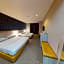 Clover Hotel