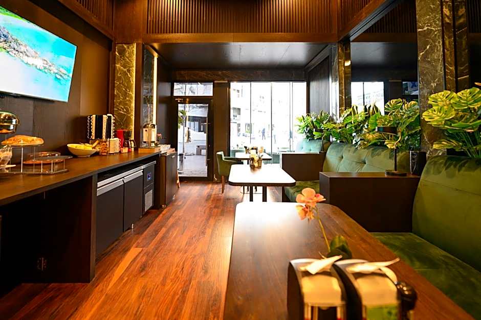 Hotel Macedonia Square