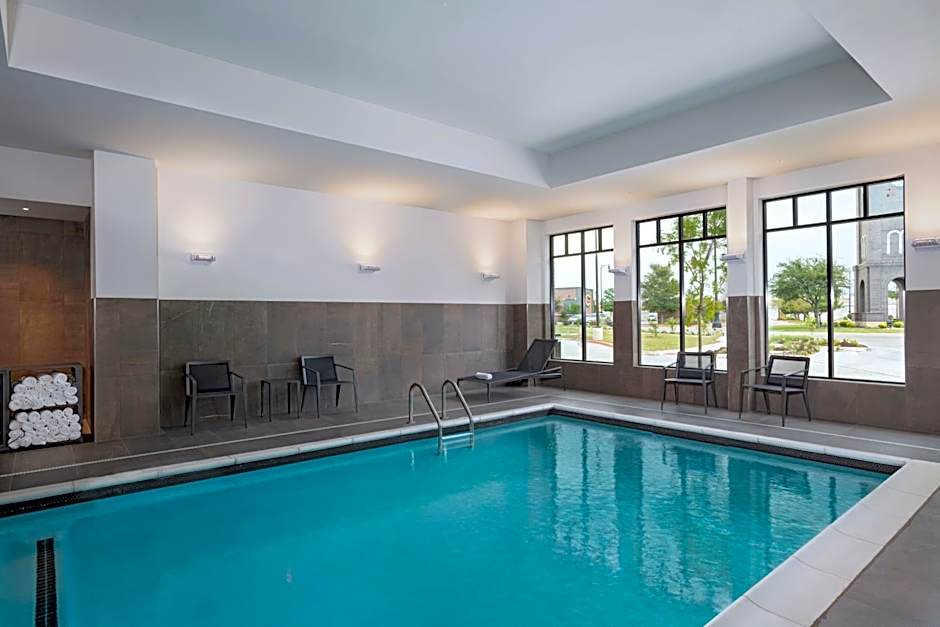 Courtyard By Marriott Dallas Frisco