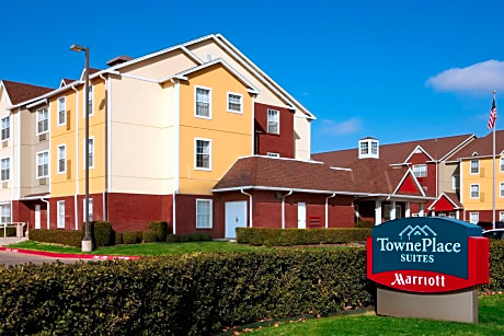 TownePlace Suites Fort Worth Southwest TCU Area