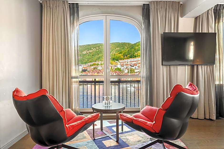 Clarion Hotel Admiral