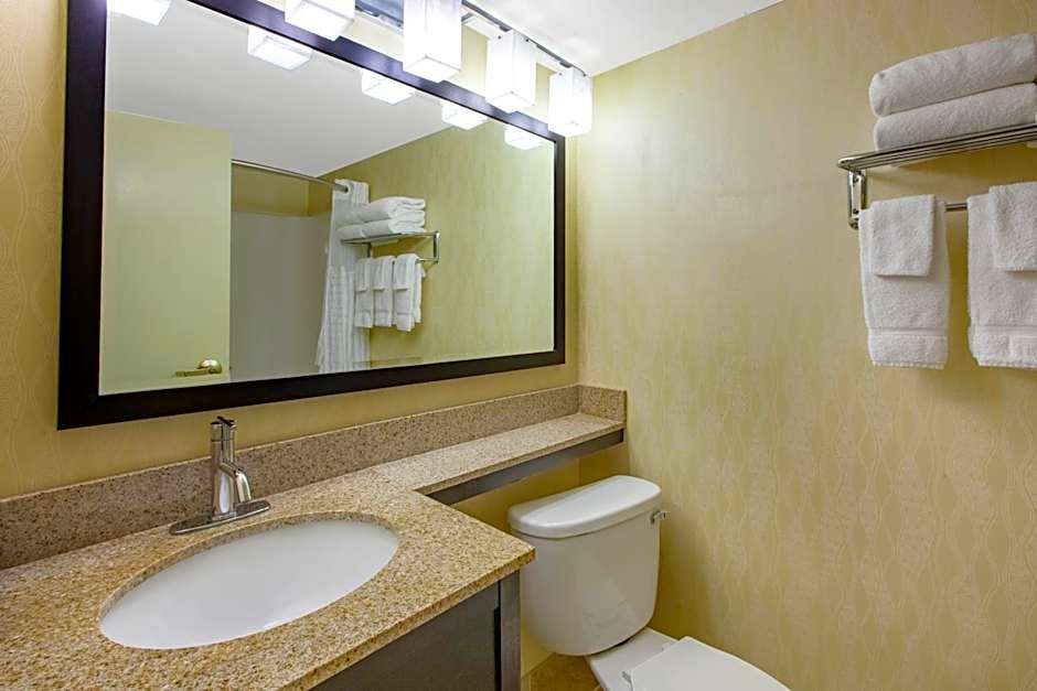 Baymont by Wyndham Harrisburg