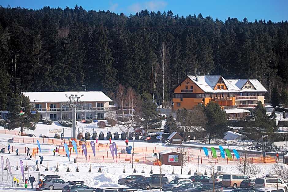 Hotel SLUNEČNÁ LOUKA