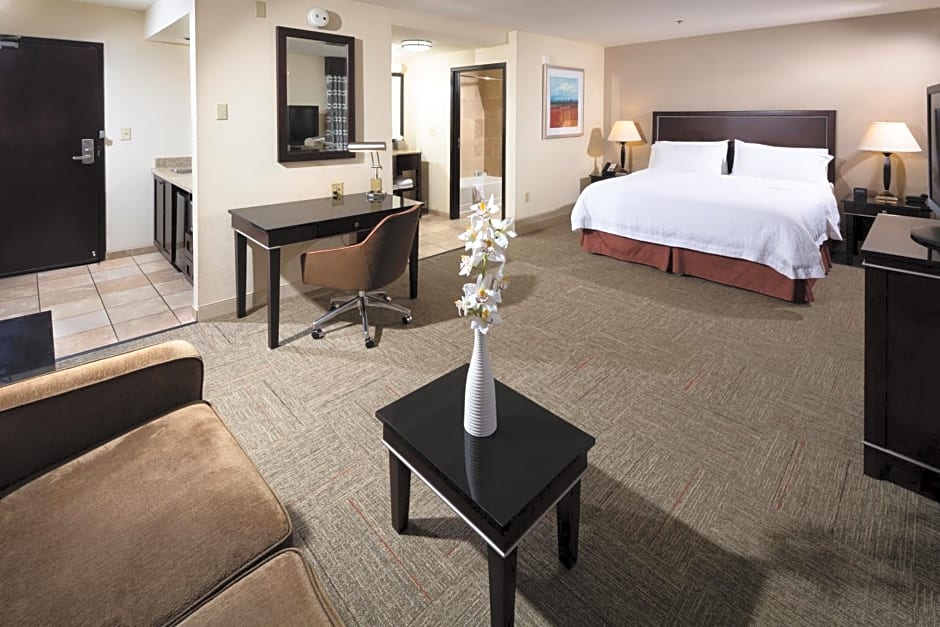 Hampton Inn & Suites Las Vegas South