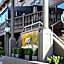 Crest On Barkly Serviced Apartments
