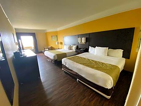 King Room with Two King Beds - Non-Smoking