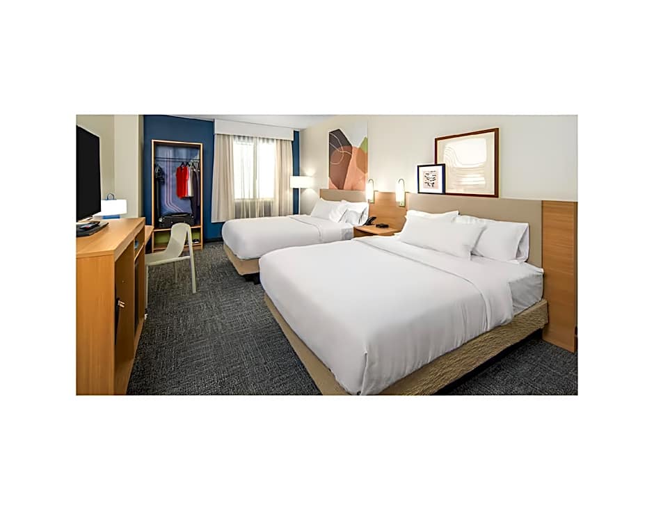 Spark by Hilton Charlotte Airport North