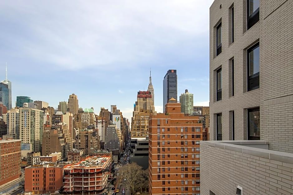 Four Points by Sheraton Manhattan Midtown West