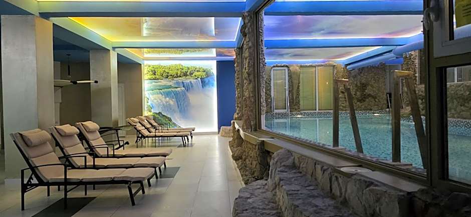 Bali Colosseum Hotel