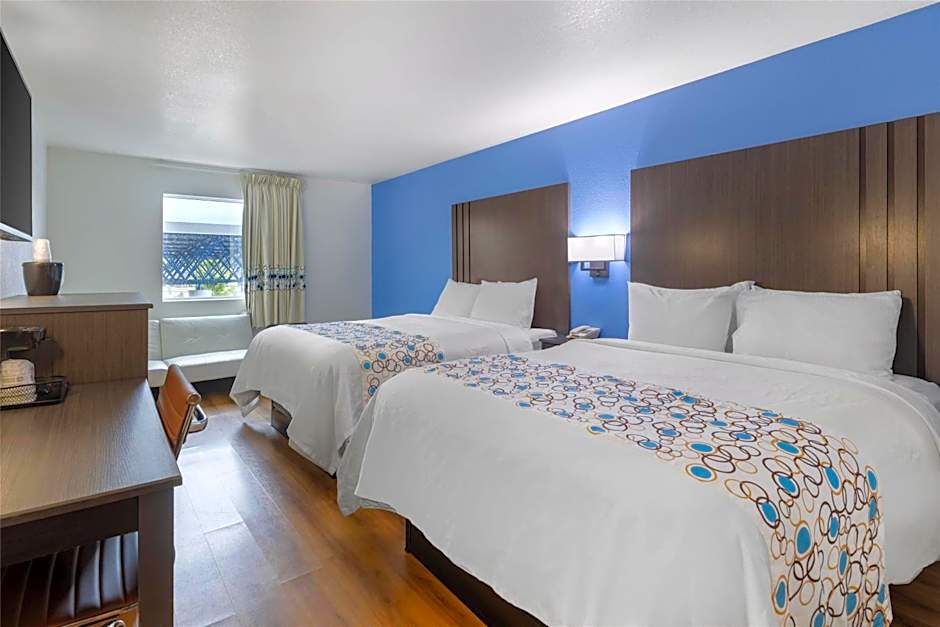 SureStay Plus Hotel by Best Western Niagara Falls East