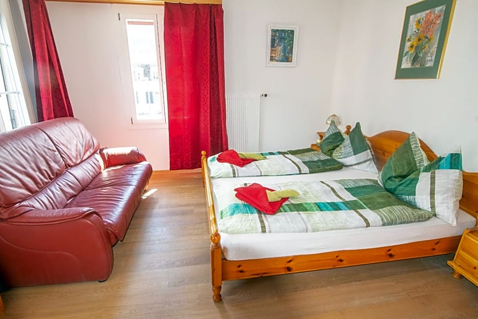 Sonne Holiday Rooms