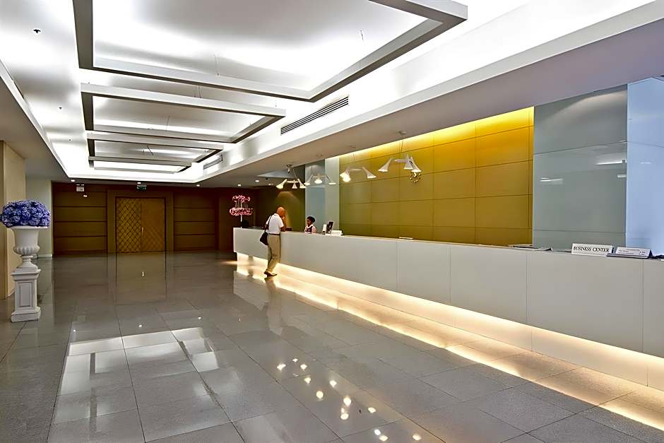 Baiyoke Suite Hotel