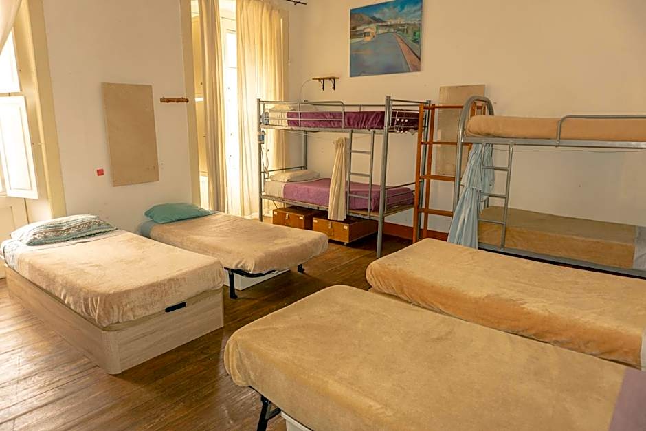 Hostel Albergue La Casa Encantada