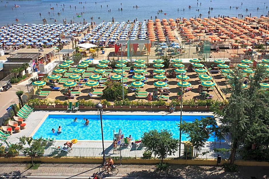 Hotel Holiday Park
