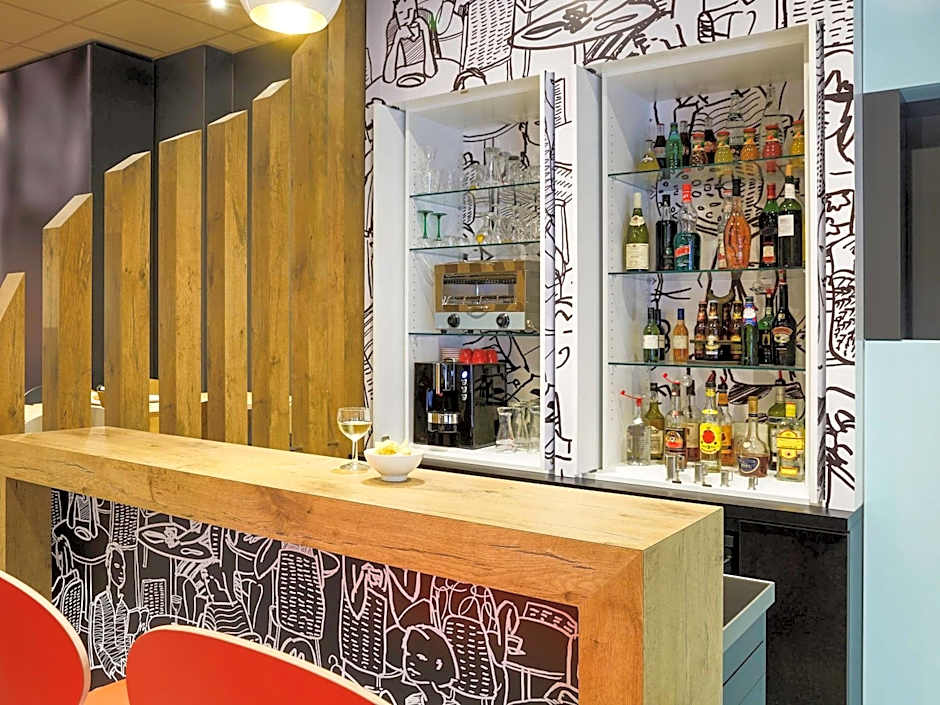 ibis Paris Canal Saint Martin