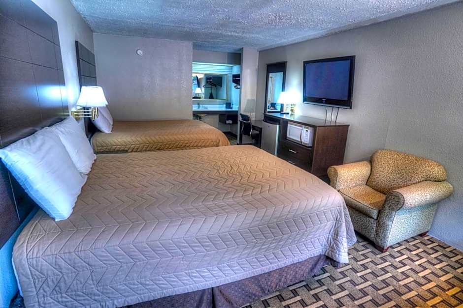 Amerivu Inn & Suites - Helen - Downtown
