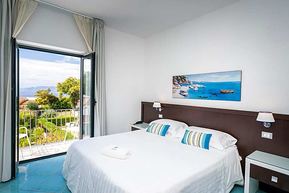 Deluxe, Sea View — 10 fotoğraftan 1. fotoğraf