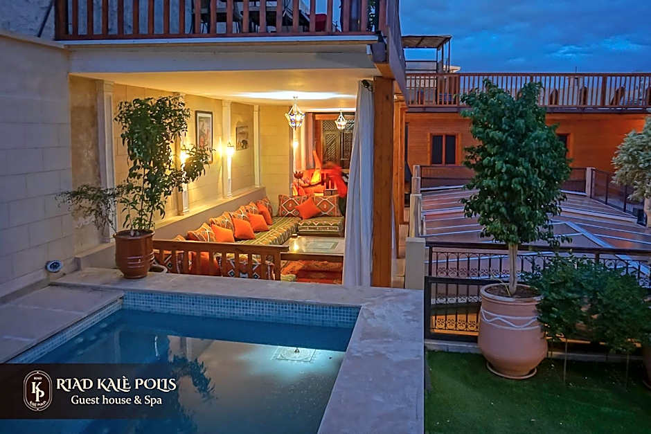RIAD KALE POLIS