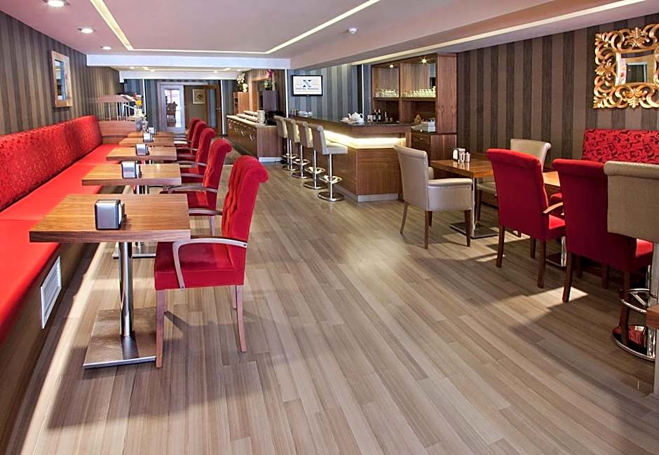 Nanda Hotel