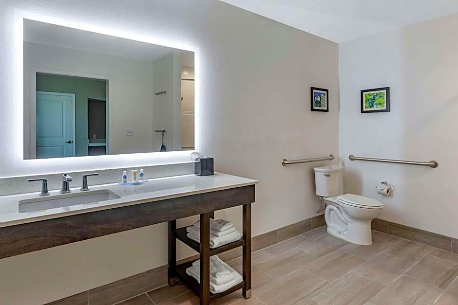 Comfort Inn & Suites Olive Branch - Memphis South